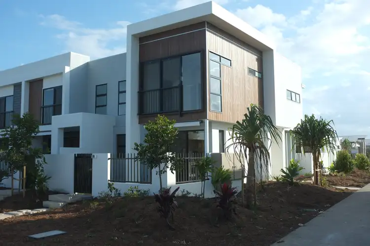 Main view of Homely townhouse listing, 19 Park Lane, Hope Island QLD 4212