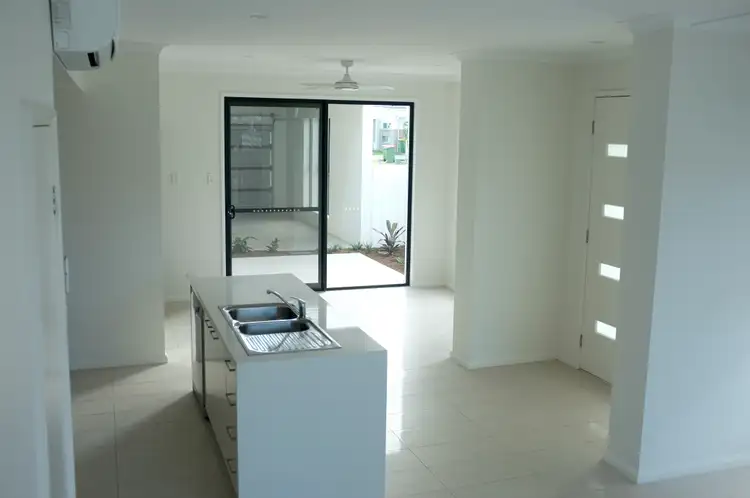 Fifth view of Homely townhouse listing, 19 Park Lane, Hope Island QLD 4212