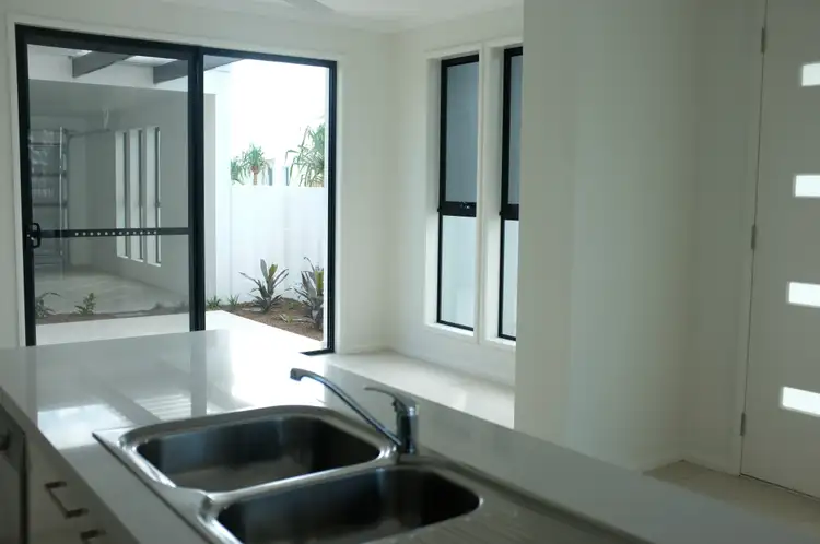 Sixth view of Homely townhouse listing, 19 Park Lane, Hope Island QLD 4212