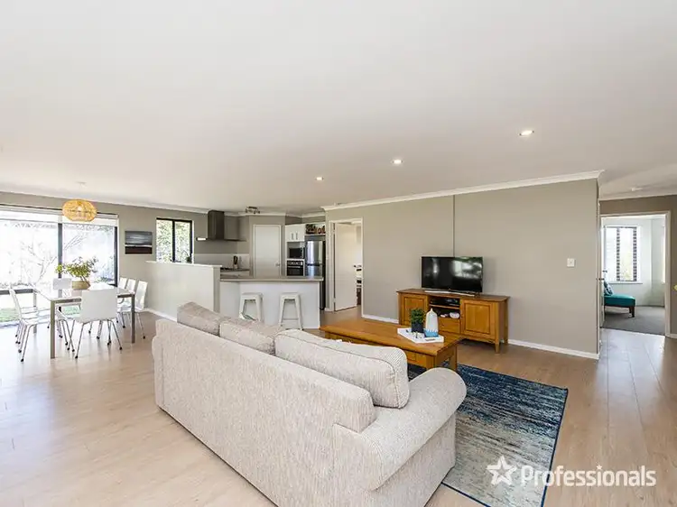 Fifth view of Homely house listing, 7 Capella Pass, Warnbro WA 6169
