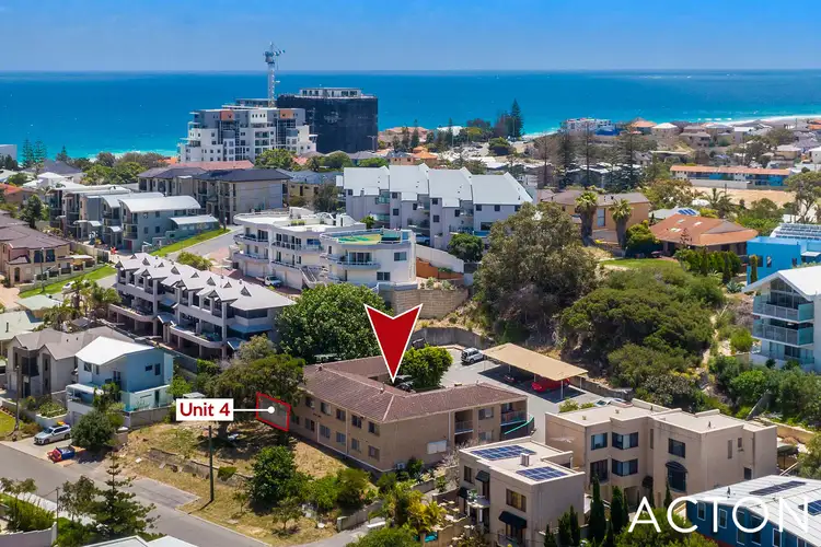 4/6-10 Andrew Street, Scarborough WA 6019