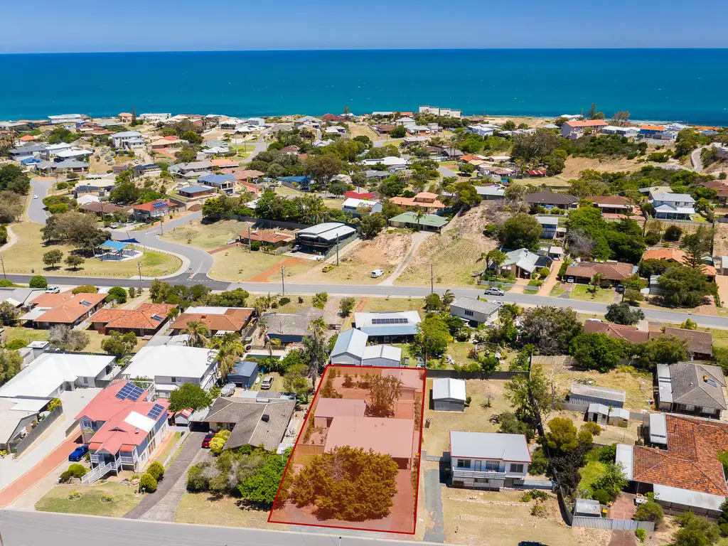 Main view of Homely house listing, 8 SCRIVENER PLACE, Halls Head WA 6210