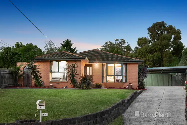 25 Illawara Crescent, Bayswater North VIC 3153