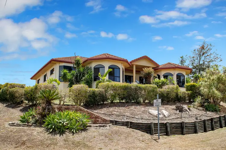 2 Palmview Court, Rural View QLD 4740