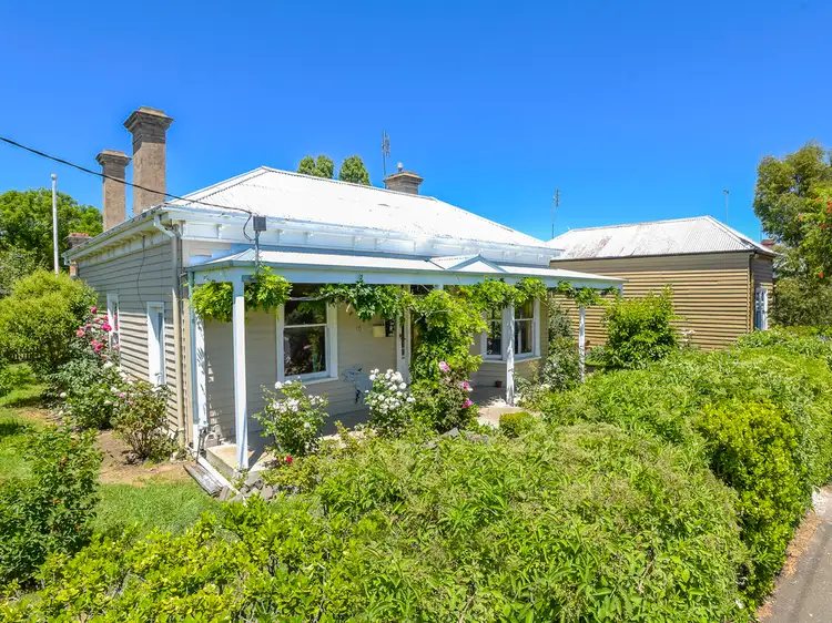 Main view of Homely house listing, 16 Bowen Street, Kyneton VIC 3444
