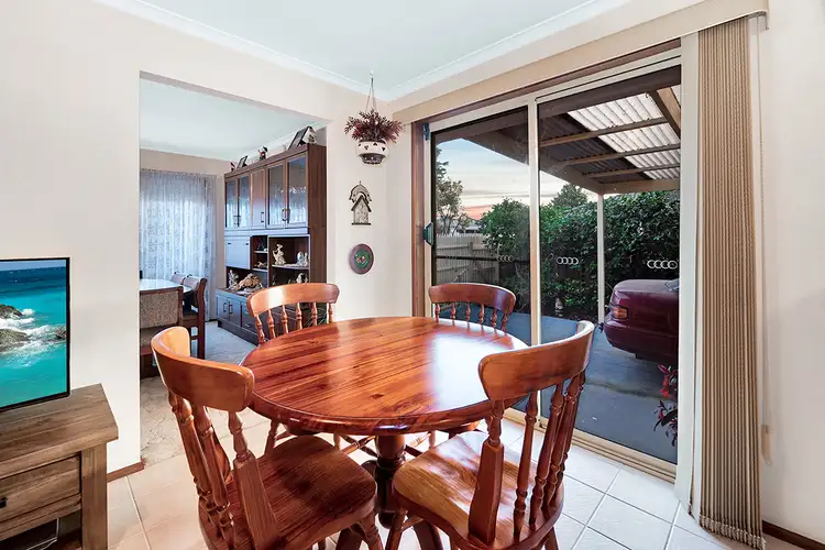 Fifth view of Homely house listing, 1 Balook Court, Cranbourne North VIC 3977