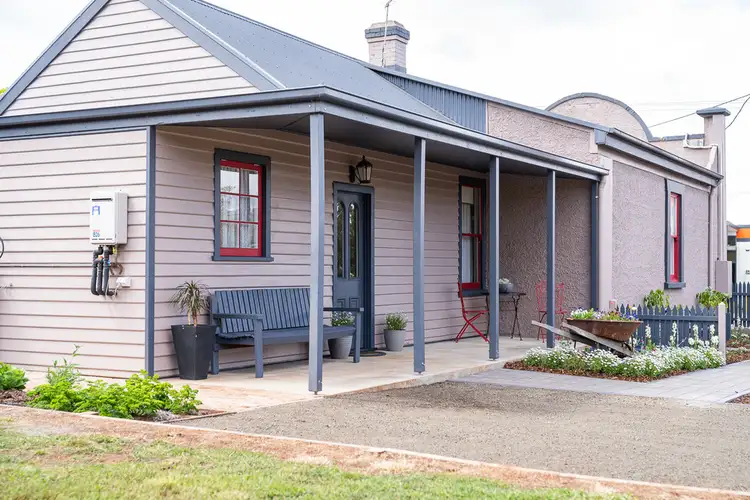 17 George Street, Scottsdale TAS 7260