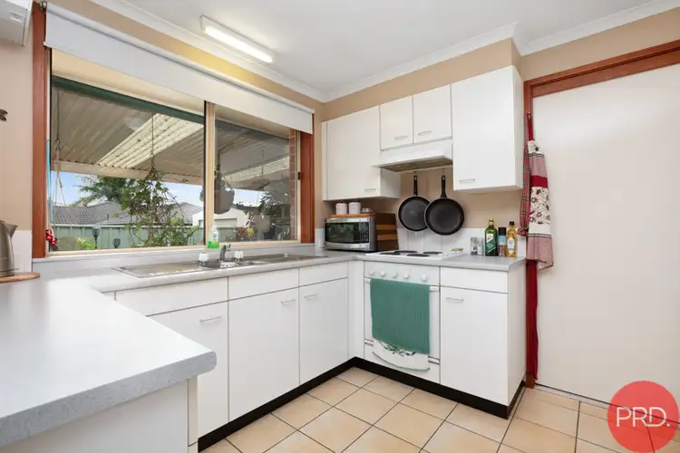 Sixth view of Homely unit listing, 1/10 Proserpine Close, Ashtonfield NSW 2323