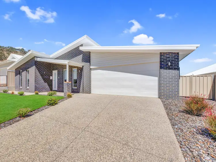 Second view of Homely house listing, 14 Keysor Way, Wodonga VIC 3690