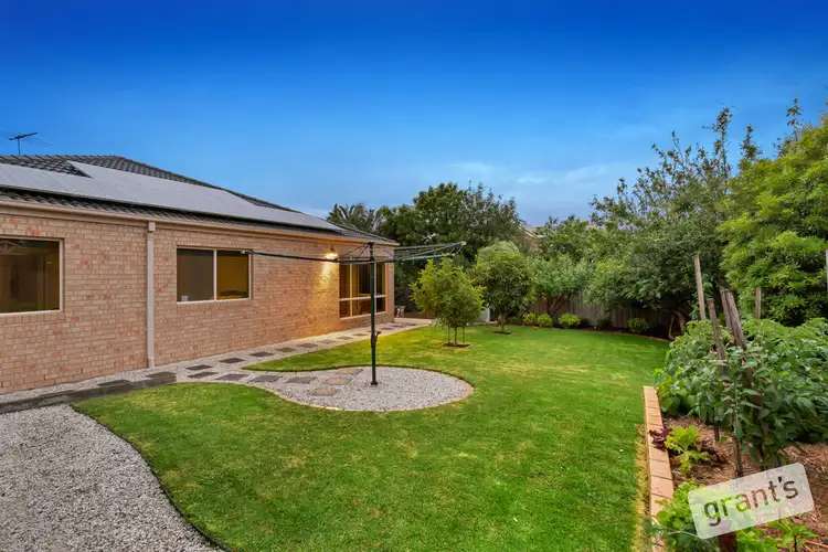 Fifth view of Homely house listing, 4 Sunridge Place, Berwick VIC 3806