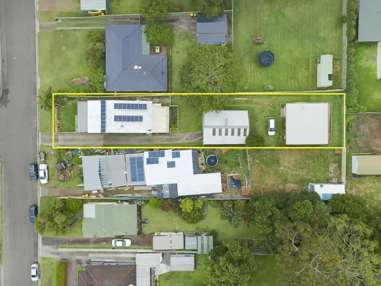 8 & 8a Brougham Avenue, Fennell Bay NSW 2283