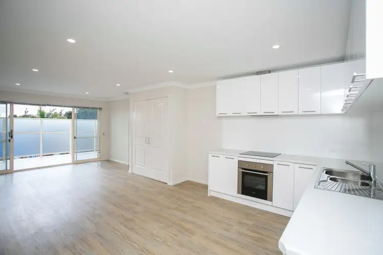 7/70 Gilbertson Road, Kardinya WA 6163