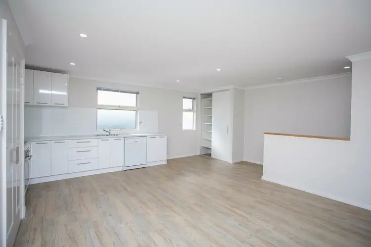 Fifth view of Homely unit listing, 7/70 Gilbertson Road, Kardinya WA 6163