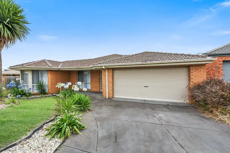 Second view of Homely house listing, 15 Niagara Court, Hampton Park VIC 3976