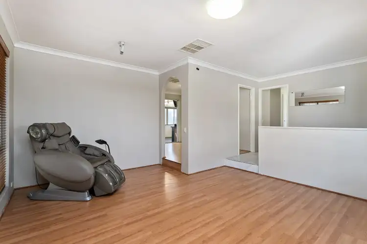 Fifth view of Homely house listing, 2 Catlin Court, Gosnells WA 6110