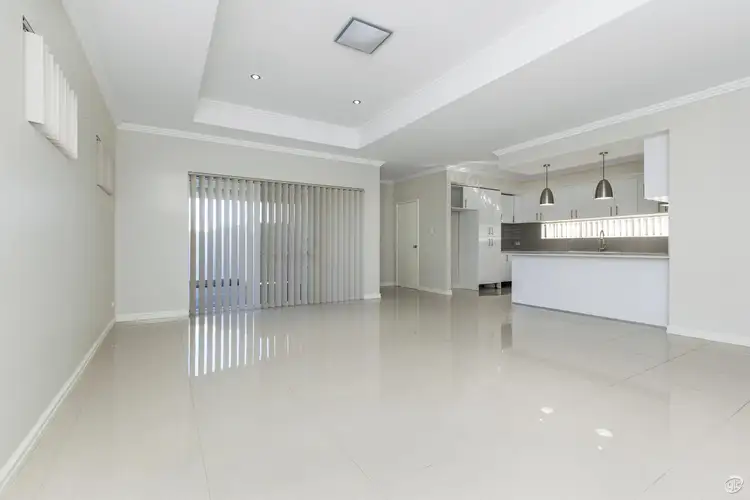 11 Murrah Lane, Success WA 6164