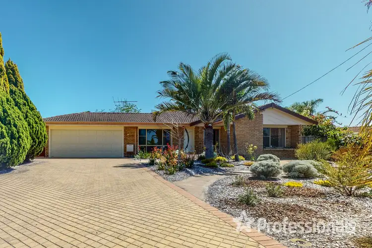 25 Bresnahan Place, Marangaroo WA 6064