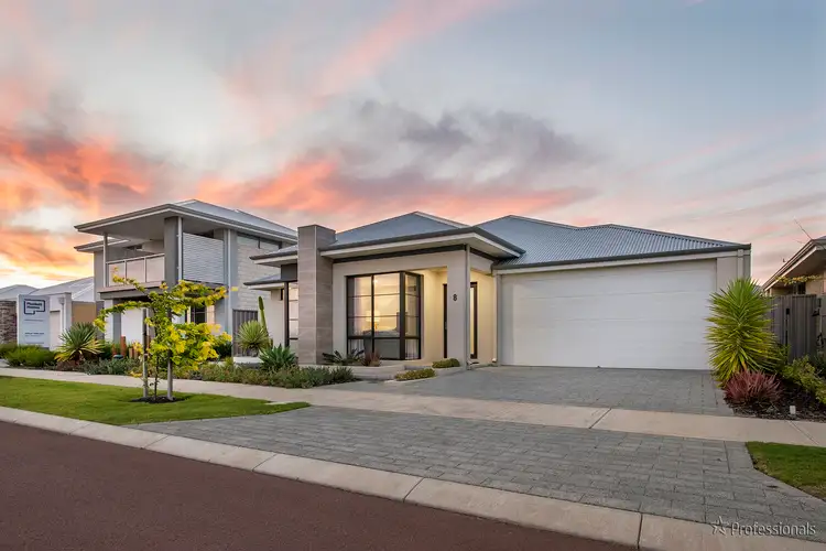 8 Portage Way, Geographe WA 6280