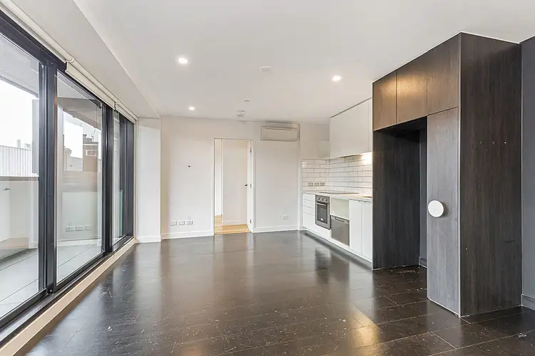 G05/83 Flemington Road