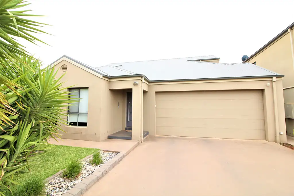 Main view of Homely townhouse listing, 9B Dussin Street, Griffith NSW 2680