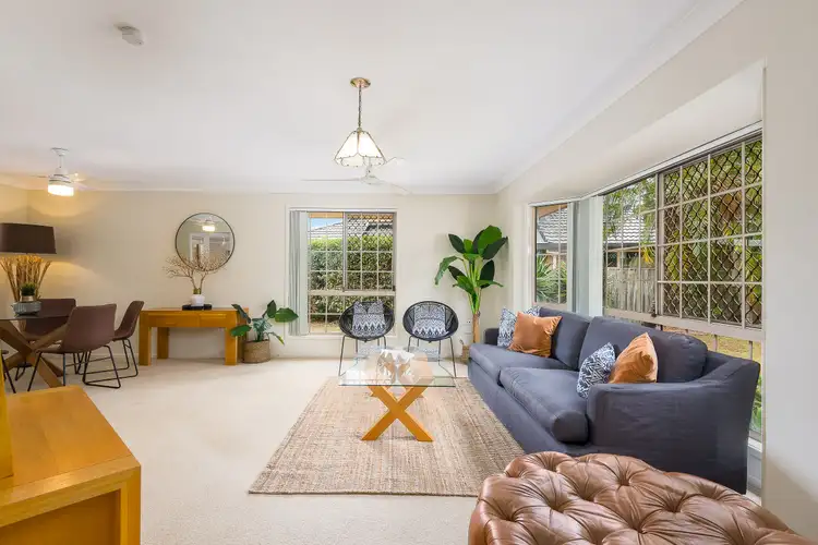 15 Fairview Place, Bridgeman Downs QLD 4035
