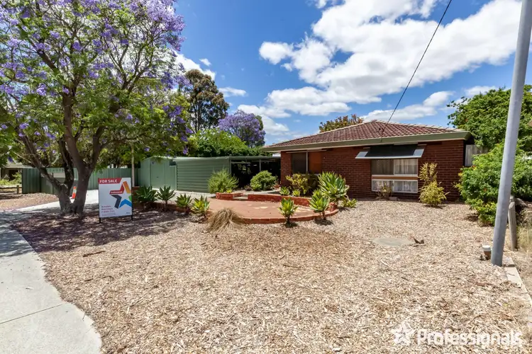 15 Harlow Court, Camillo WA 6111