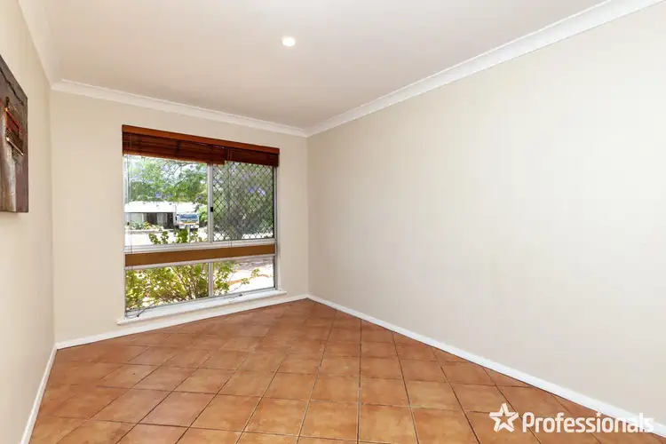 Fourth view of Homely house listing, 15 Harlow Court, Camillo WA 6111