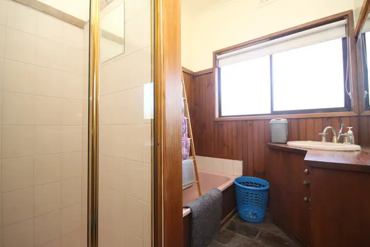 Fourth view of Homely house listing, 37 Edith Street, Horsham VIC 3400
