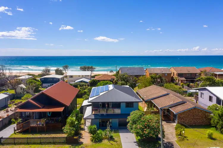 44 Hall Street, Old Bar NSW 2430