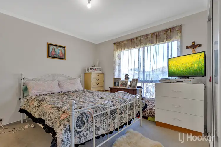 Sixth view of Homely unit listing, 1/15 Acacia Crescent, Melton South VIC 3338