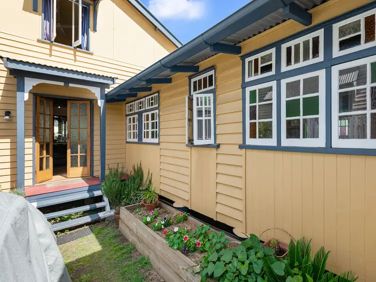 18 Cobden Street, Moorooka QLD 4105