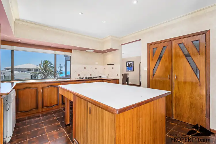 Fifth view of Homely house listing, 10 Eastcott Way, Tarcoola Beach WA 6530