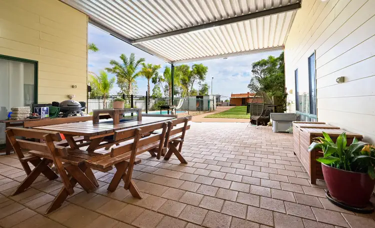 80 McConnal Road, Stirling North SA 5710