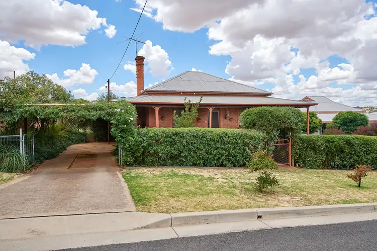 37 Thomas Street, Junee NSW 2663