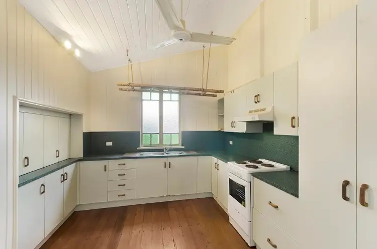 Fourth view of Homely house listing, 10 Ahearne Street, Hermit Park QLD 4812