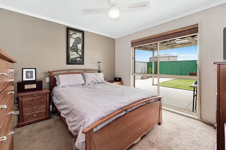Sixth view of Homely house listing, 11 Oates Court, Cranbourne North VIC 3977