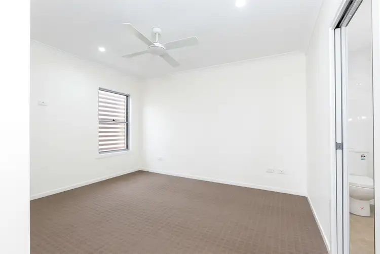Fifth view of Homely townhouse listing, 2/133 Prince Edward Parade, Scarborough QLD 4020