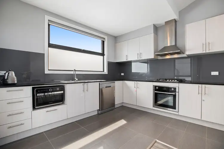 2/44 Conn Street, Ferntree Gully VIC 3156