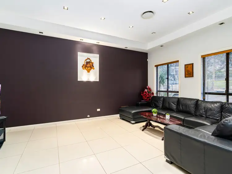 Fourth view of Homely house listing, 10 Toolong Place, Horningsea Park NSW 2171