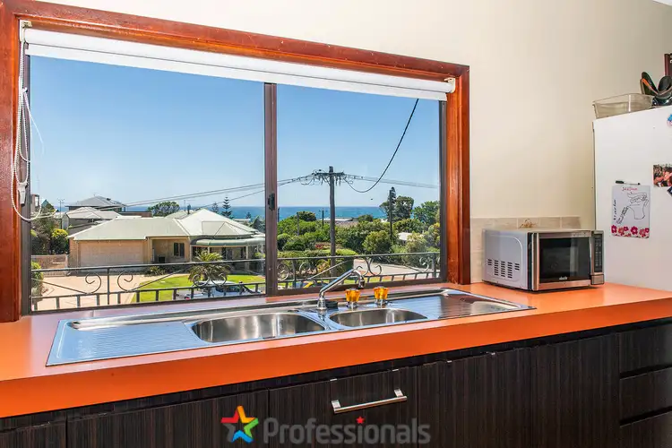 Seventh view of Homely house listing, 11 Merindah Meander, Falcon WA 6210