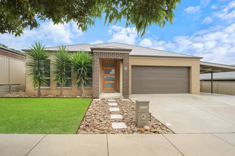 Main view of Homely house listing, 5 Buckley Street, Wodonga VIC 3690