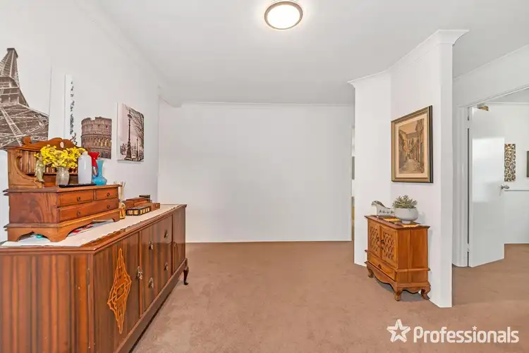 Sixth view of Homely house listing, 7 Springfield Court, Warnbro WA 6169