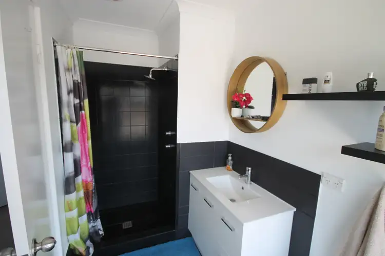 Seventh view of Homely house listing, 6 Belinda Place, Australind WA 6233