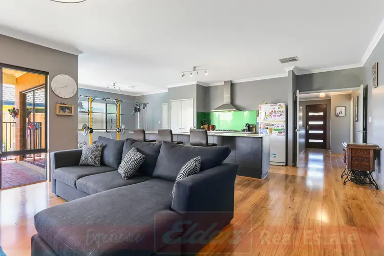 Seventh view of Homely house listing, 52 Crystal Bend, Dalyellup WA 6230