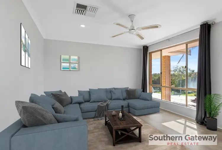 Second view of Homely house listing, 6 Chipper View, Parmelia WA 6167