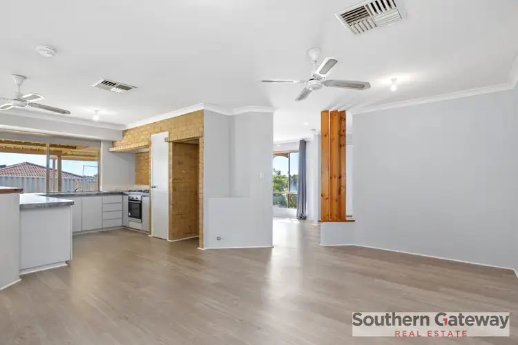 Fourth view of Homely house listing, 6 Chipper View, Parmelia WA 6167