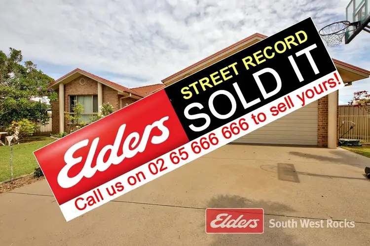 34 ATHOL ELLIOTT PLACE, South West Rocks NSW 2431