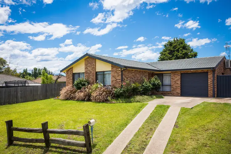 2 LAWS DRIVE, Bega NSW 2550
