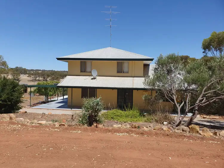 40 Harvey Road, Mokine WA 6401
