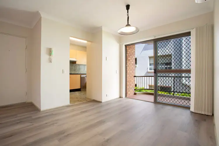 Fourth view of Homely apartment listing, 11/7 Federation Avenue, Broadbeach QLD 4218